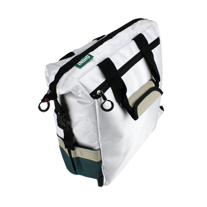 Soft Cooler Back Pack Indio en color Blanca/Verde